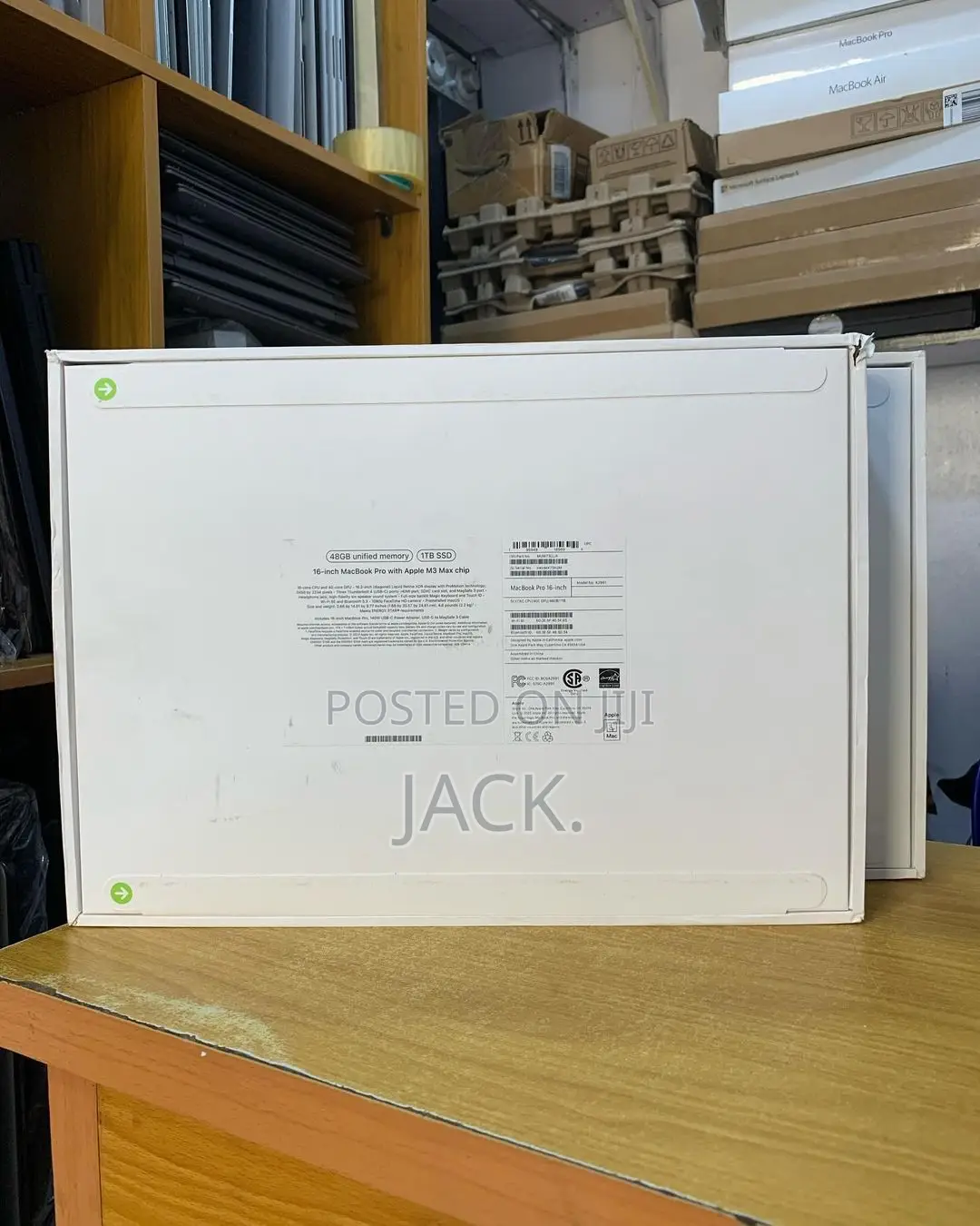 New Apple MacBook Pro 2023 M3 Max 16-Inch 36GB Apple M3 Max SSD 1T