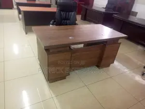 Executive Imported Morden Office Desk 1.6 MTR