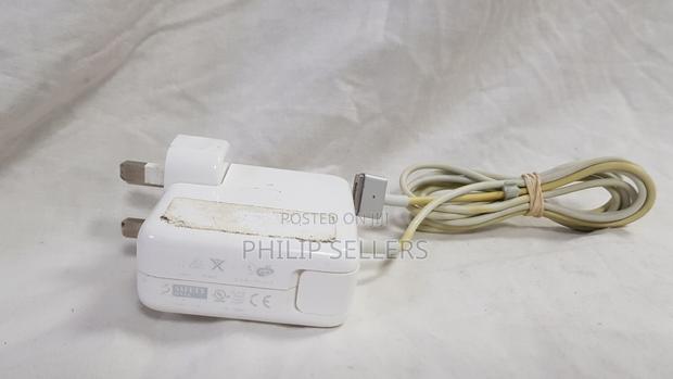 Apple Genuine Original 60W Magsafe 2 Power Supply UK Plug