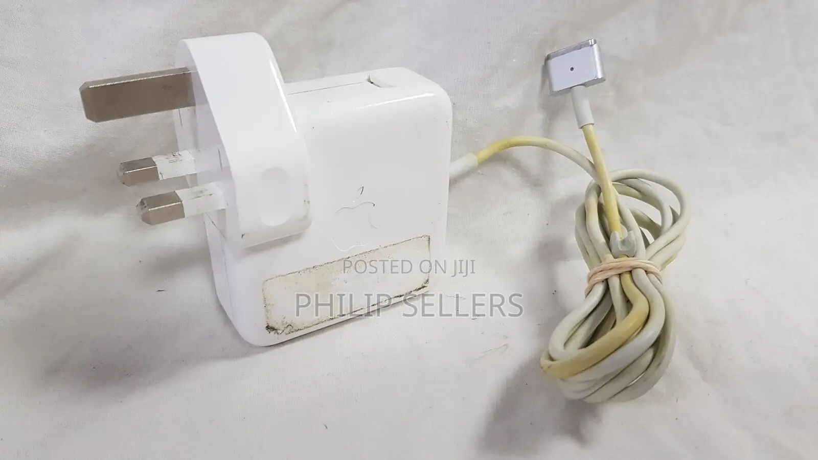 Apple Genuine Original 60W Magsafe 2 Power Supply UK Plug