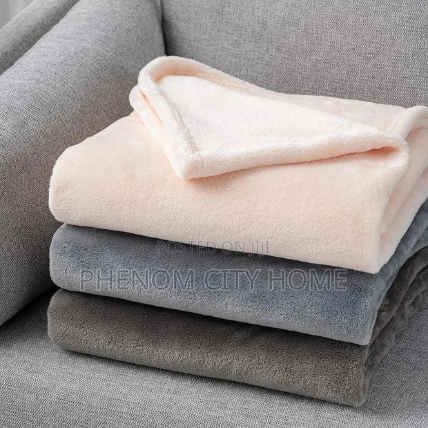 High Quality Fleece Blankets - thumbnail 2