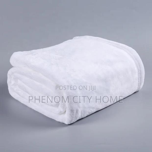 Fleece Blankets Fleece Blanket - thumbnail 2