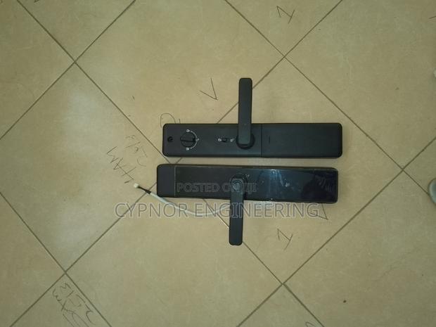 Mobile App Wifi High Security Smart Lock - main view