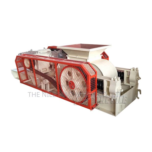 Complete Models Quality Basalt Double Roller Crusher - main view