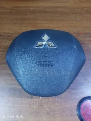 Mitsubishi Ek Wargon Steering Airbag