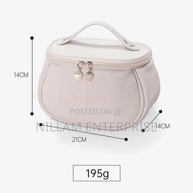 Portable Makeup Bag - thumbnail 3