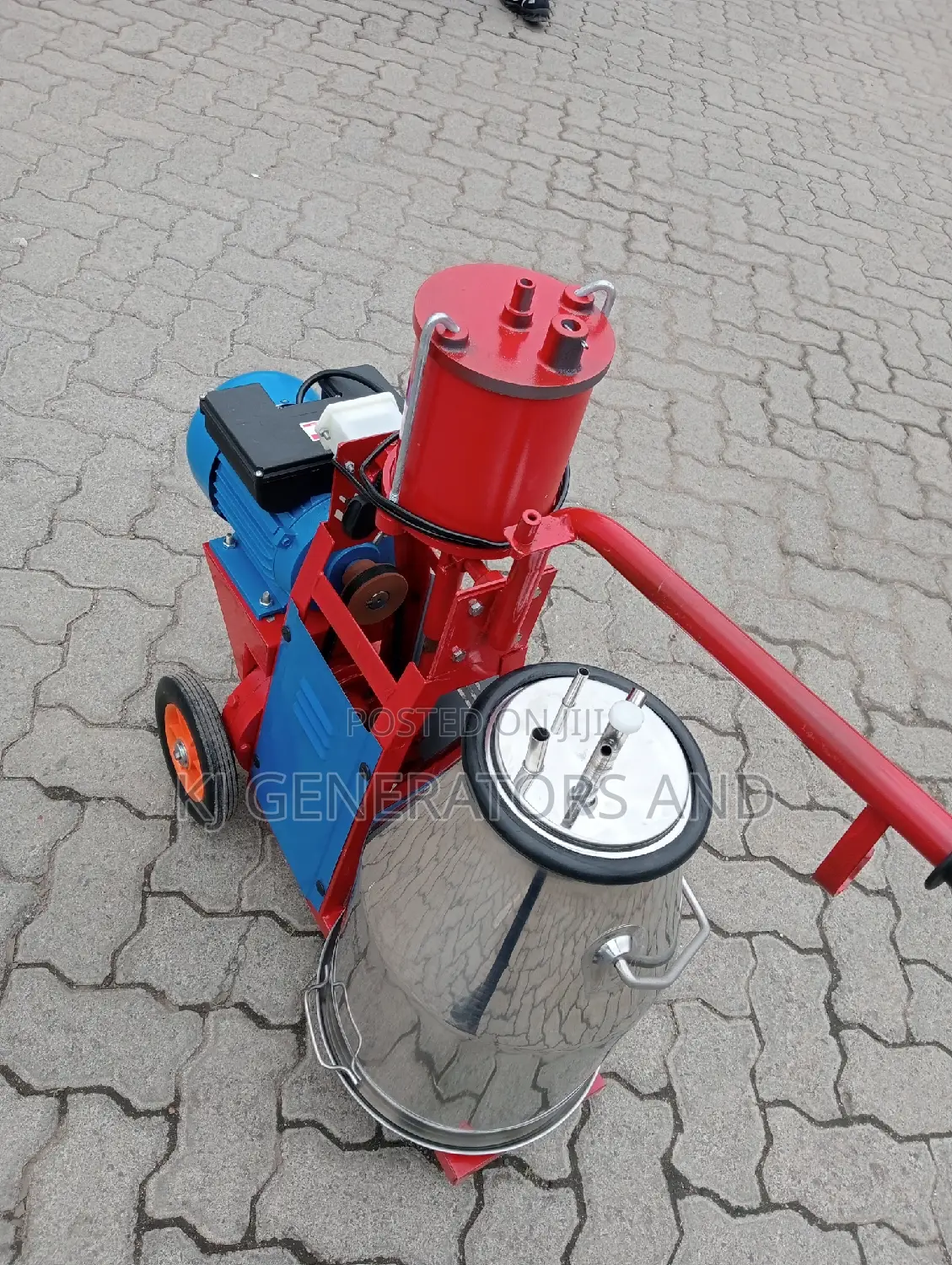 Milking Machine Available Now 25l
