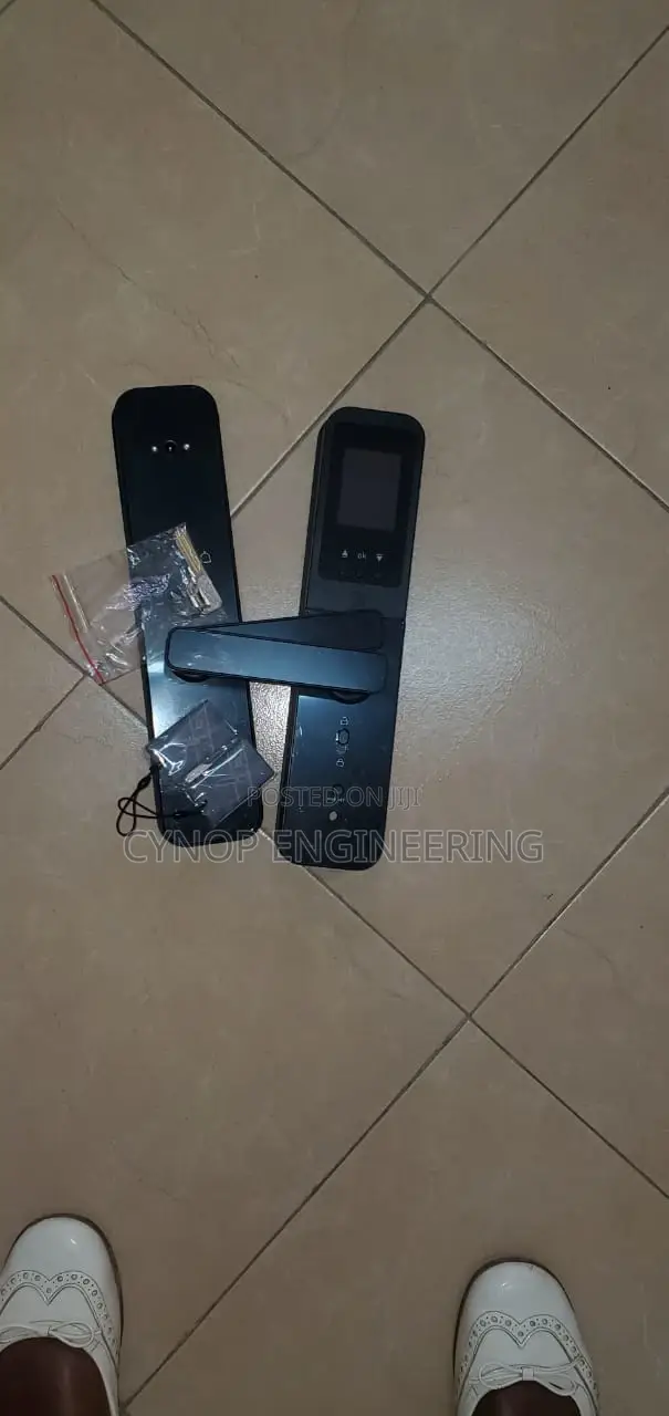 Smart Lock With Camera and Doorbell