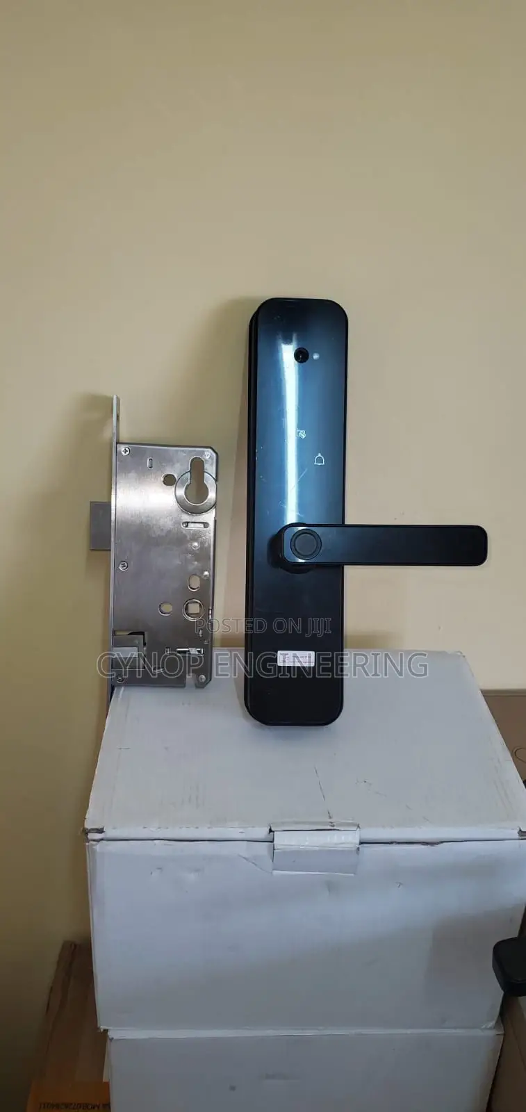 Airbnb Management Smart Camera Lock