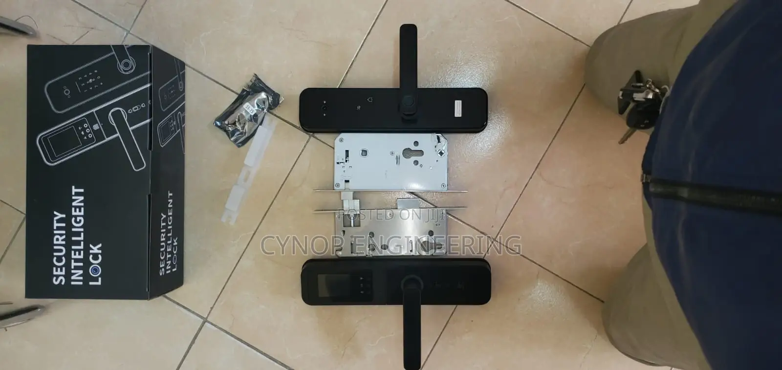 Hotel Management Camera Lock