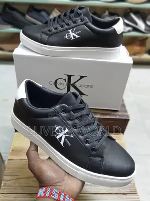 Calvin Klein Sneakers