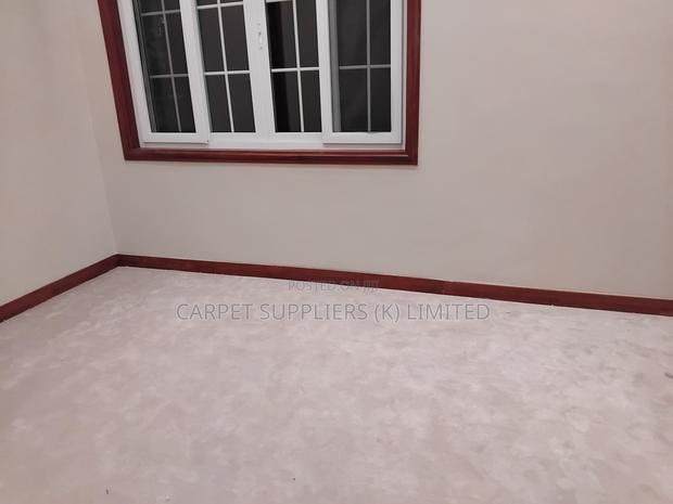 White Wall to Wall - main view