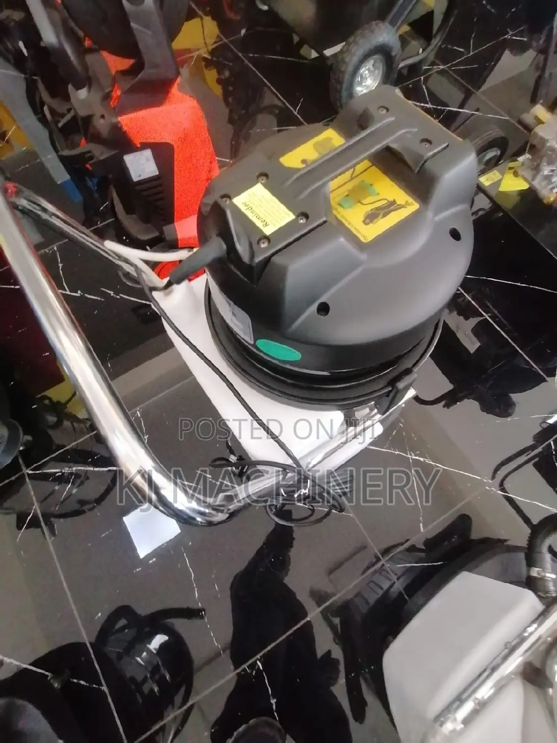Wet and Dry Vacuum Cleaner Heavy Duty AICO JAPAN Brand