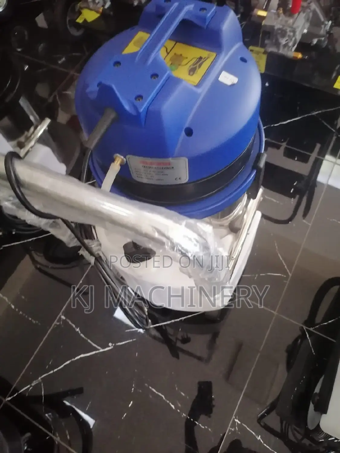 Astramilano Brand Wet and Dry Carpet Cleaner
