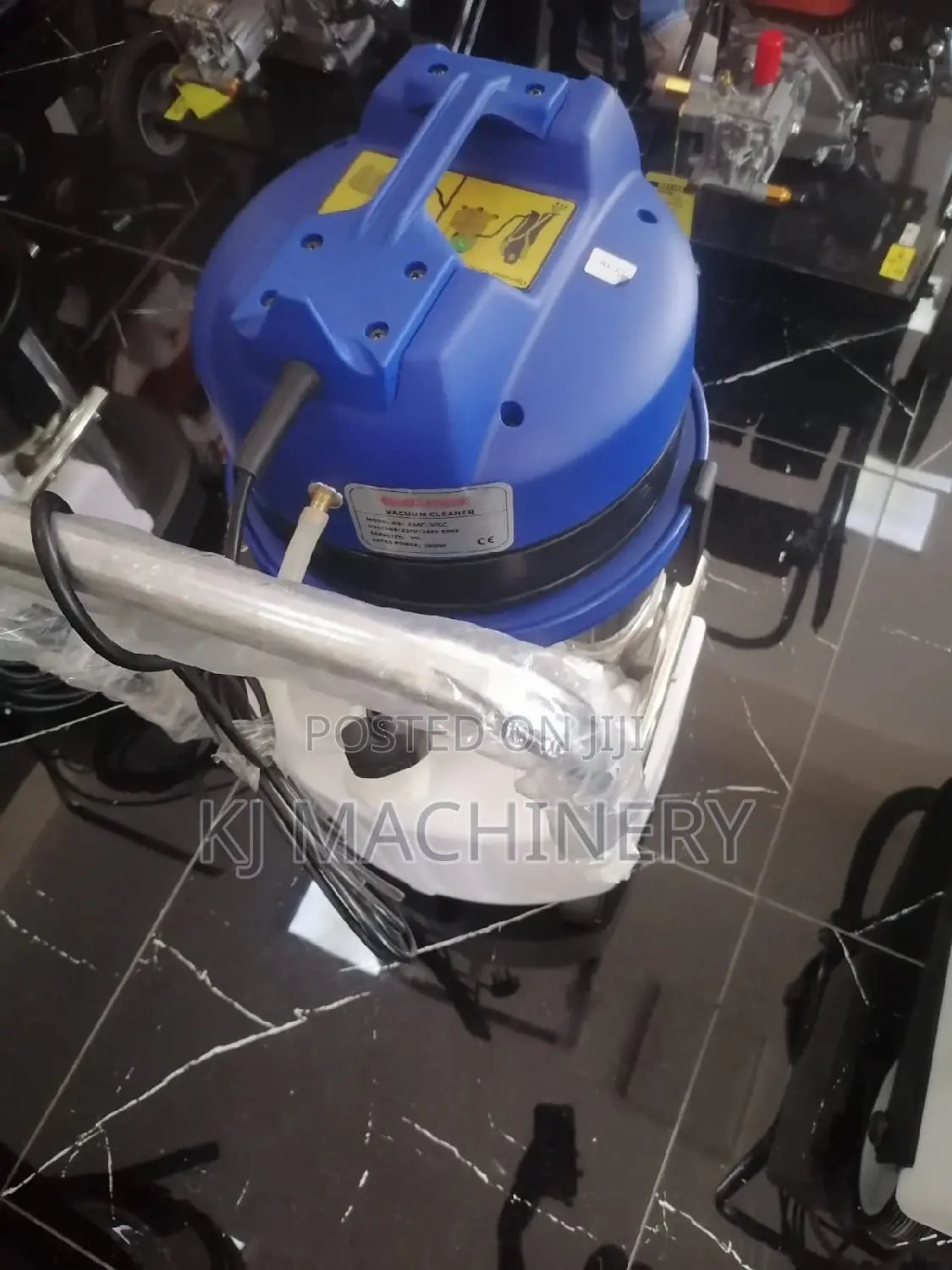 Astramilano Brand Wet and Dry Carpet Cleaner