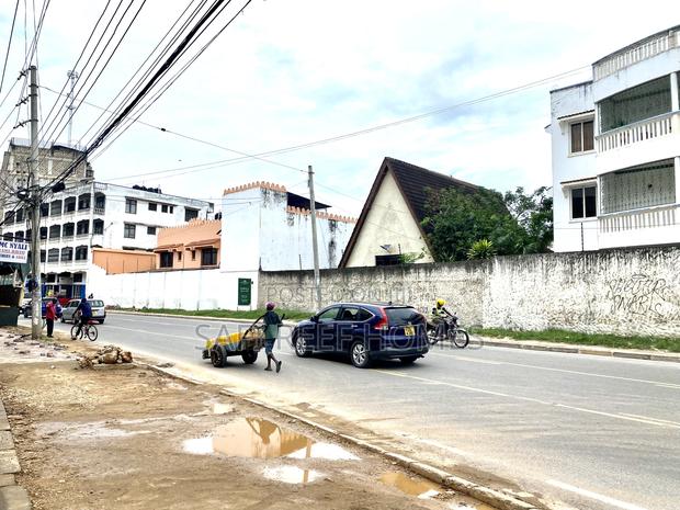 Office Space to Let Along Fidel Odinga Road Nyali - thumbnail 5