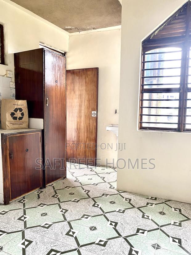 Office Space to Let Along Fidel Odinga Road Nyali - thumbnail 7