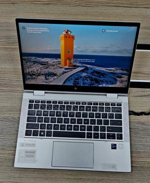 Laptop HP EliteBook 830 G8 16GB Intel Core I5 SSD 512GB