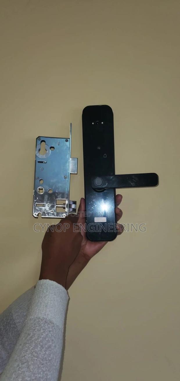 Biometric Access Smart Lock With Camera and Doorbell
