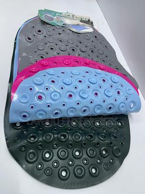 Plastic Bathroom Mats - thumbnail 2