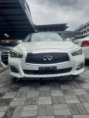 Nissan Skyline 2017 White