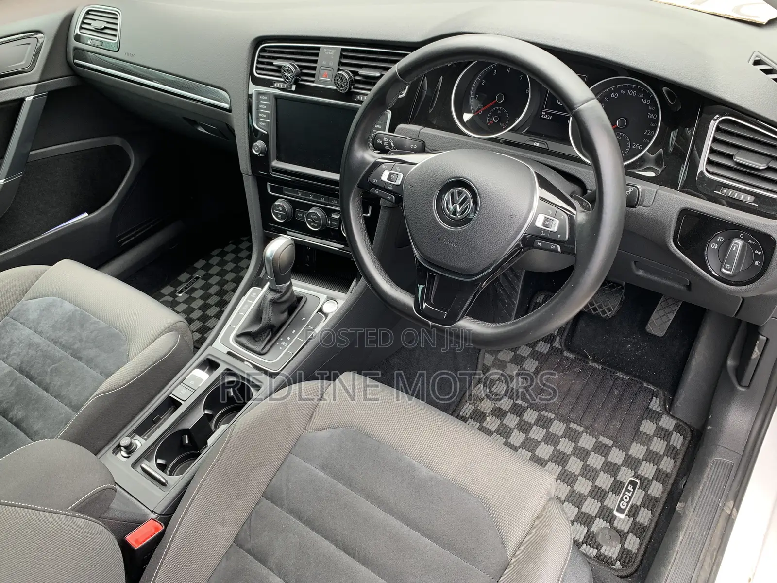 Volkswagen Golf 2017 White
