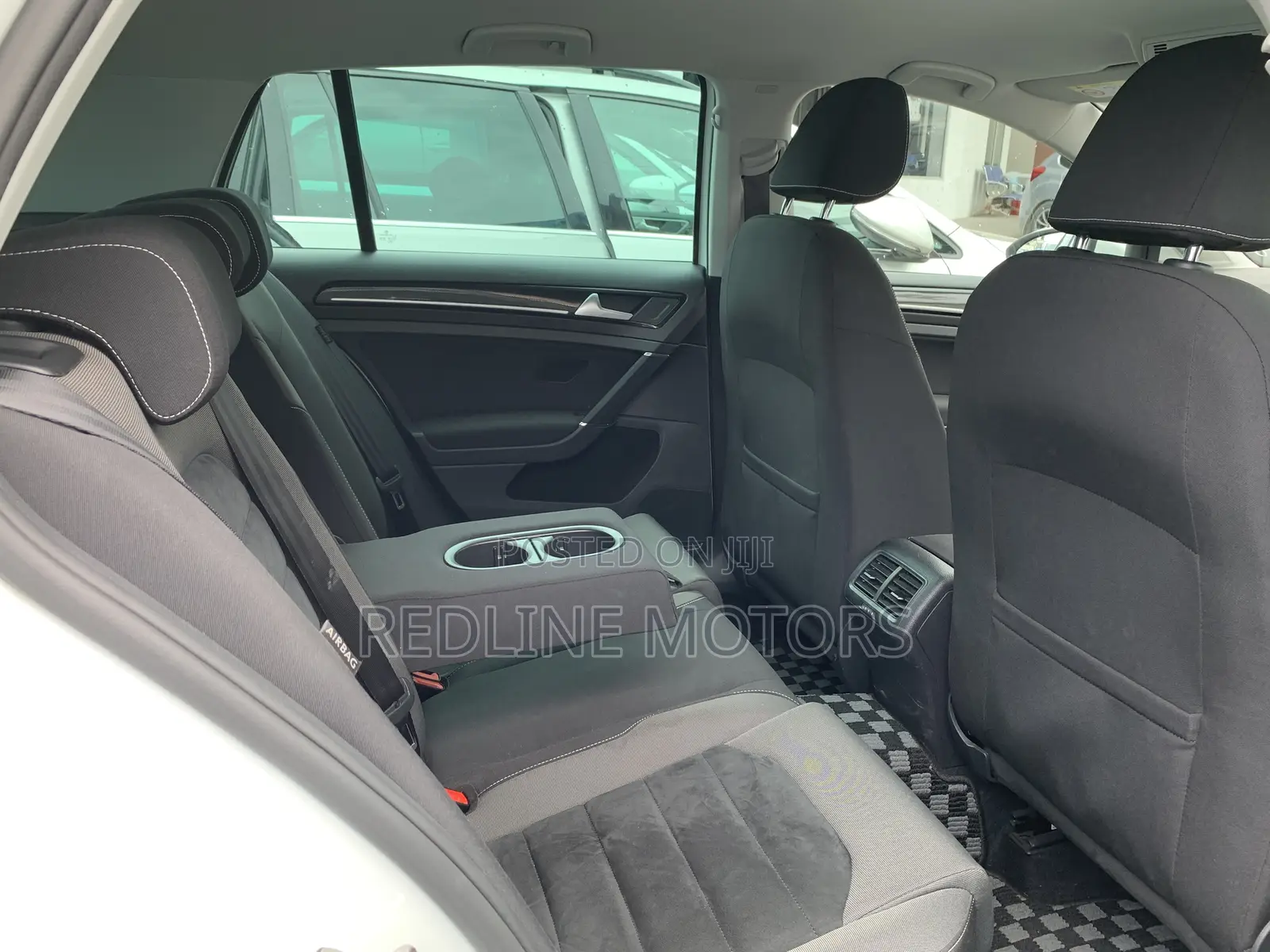 Volkswagen Golf 2017 White