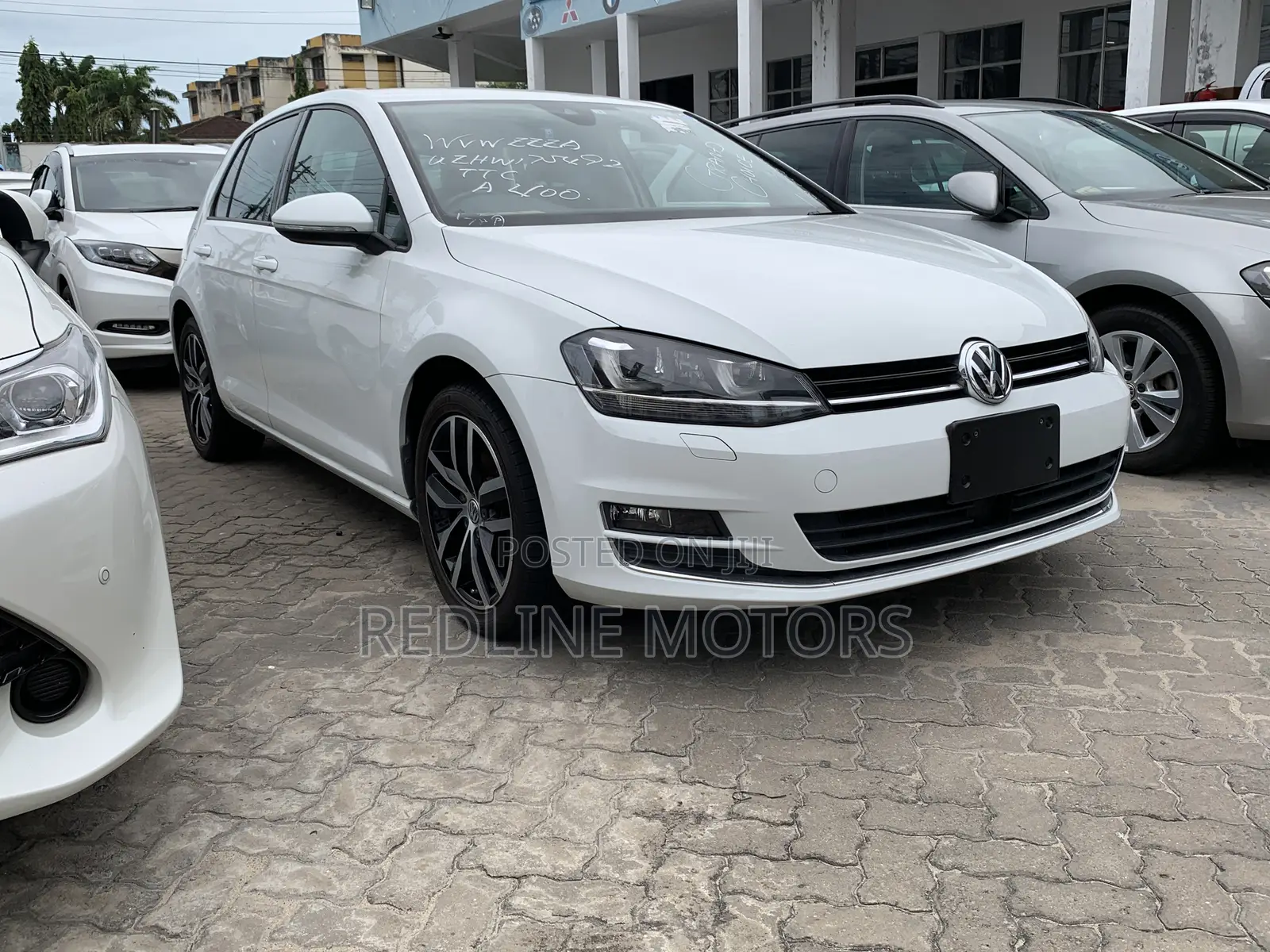 Volkswagen Golf 2017 White