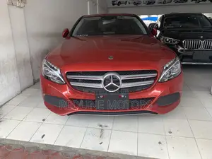 Mercedes-Benz C200 2017 Red