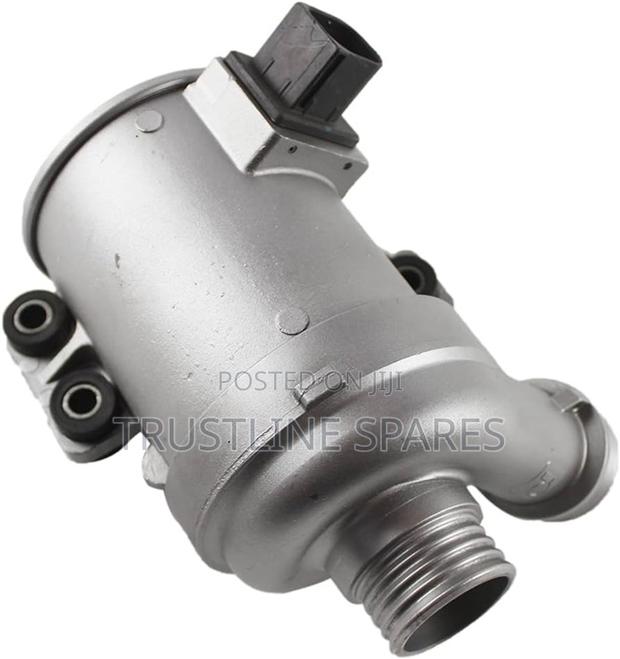 Original Water Pump for BMW F10, F20, F25