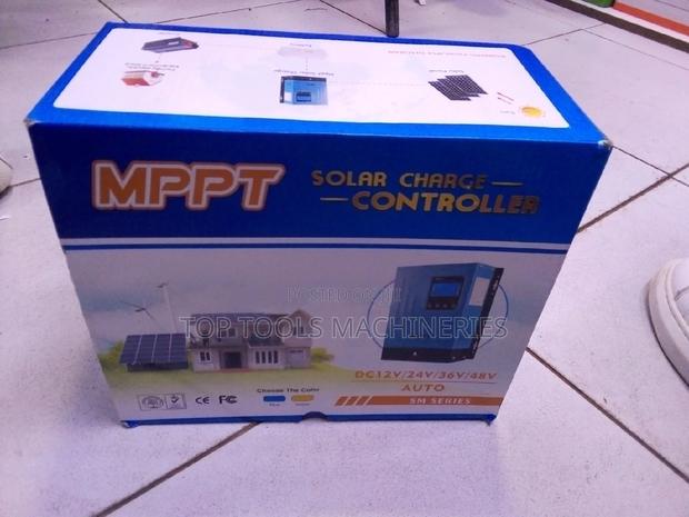 Solar MPPT 20A Charge Controller - main view