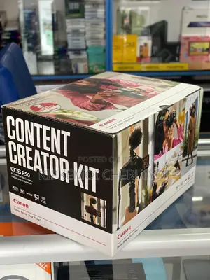 Canon R50 Content Creator Kit