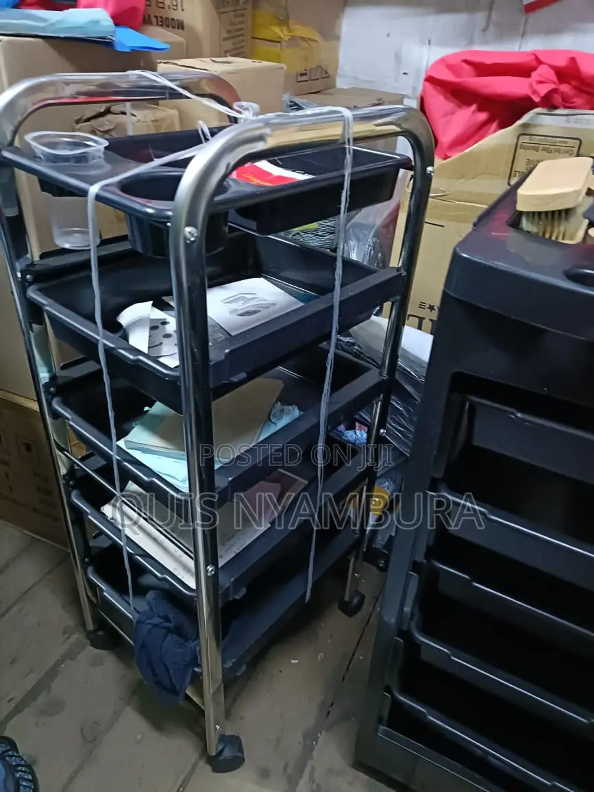 Salon Trolley Trolley.