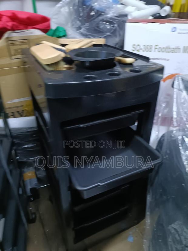 Trolley Salon Trolley. - main view