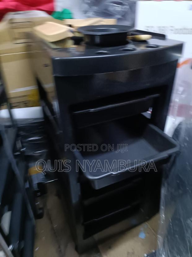 Trolley Salon Trolley. - thumbnail 3