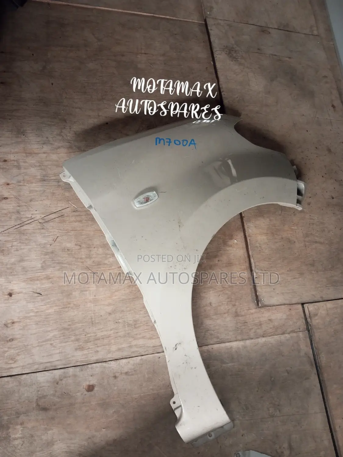 Toyota Passo 2017 Front Wing