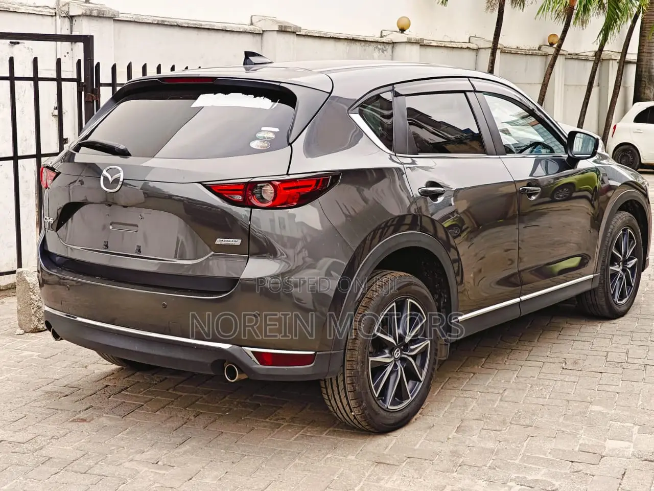 Mazda CX-5 2018 Brown