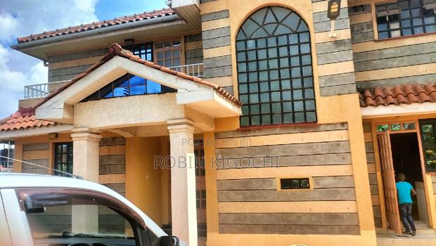 4bdrm Mansion in Bamboo Gardens Gated, Membley Estate for sale