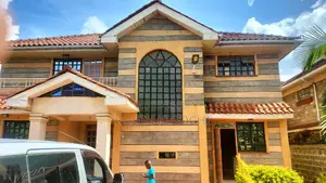 4bdrm Mansion in Bamboo Gardens Gated, Membley Estate for sale