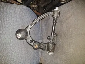 Upper Arm Toyota Hiace 7l 9l