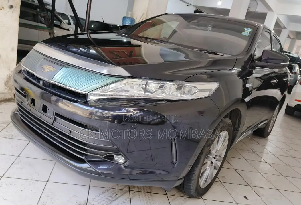 Toyota Harrier 2018 Black