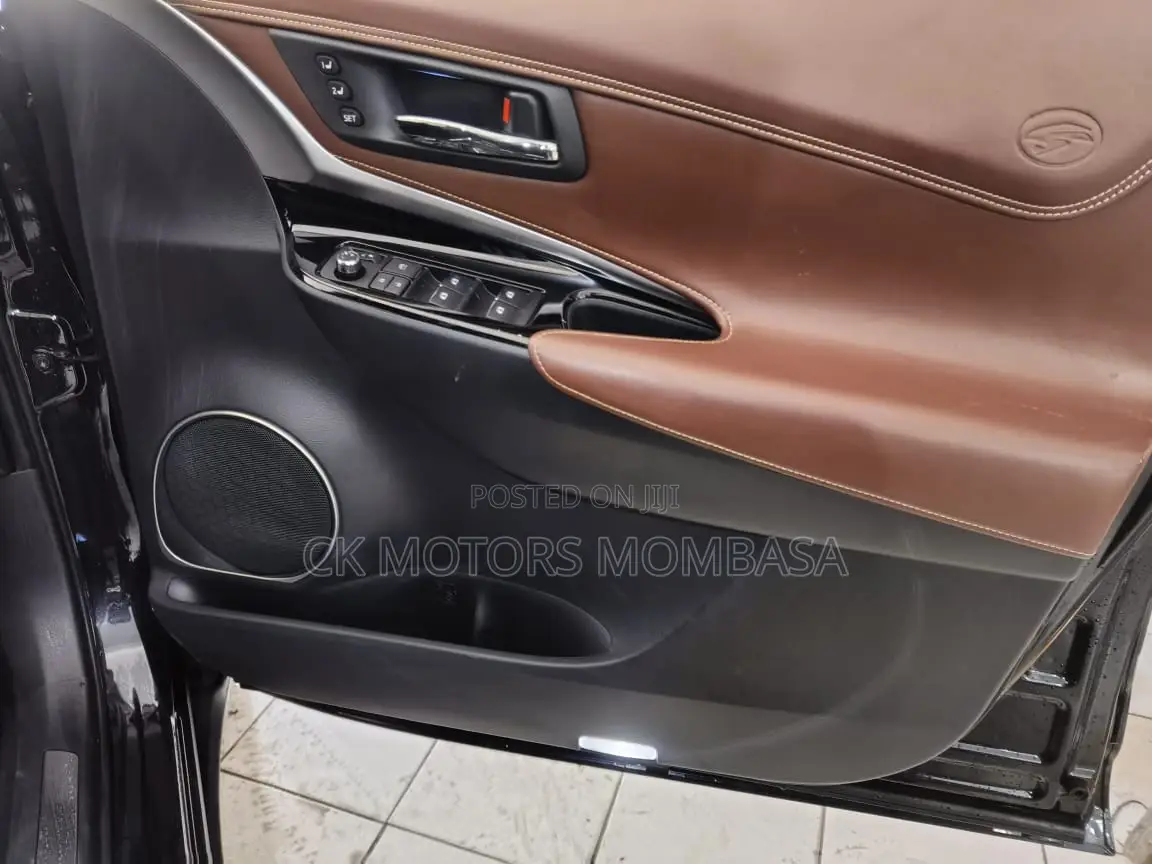 Toyota Harrier 2018 Black