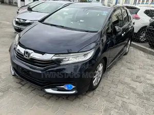 Honda Fit Shuttle 1.5 Hybrid 2WD 2018 Blue
