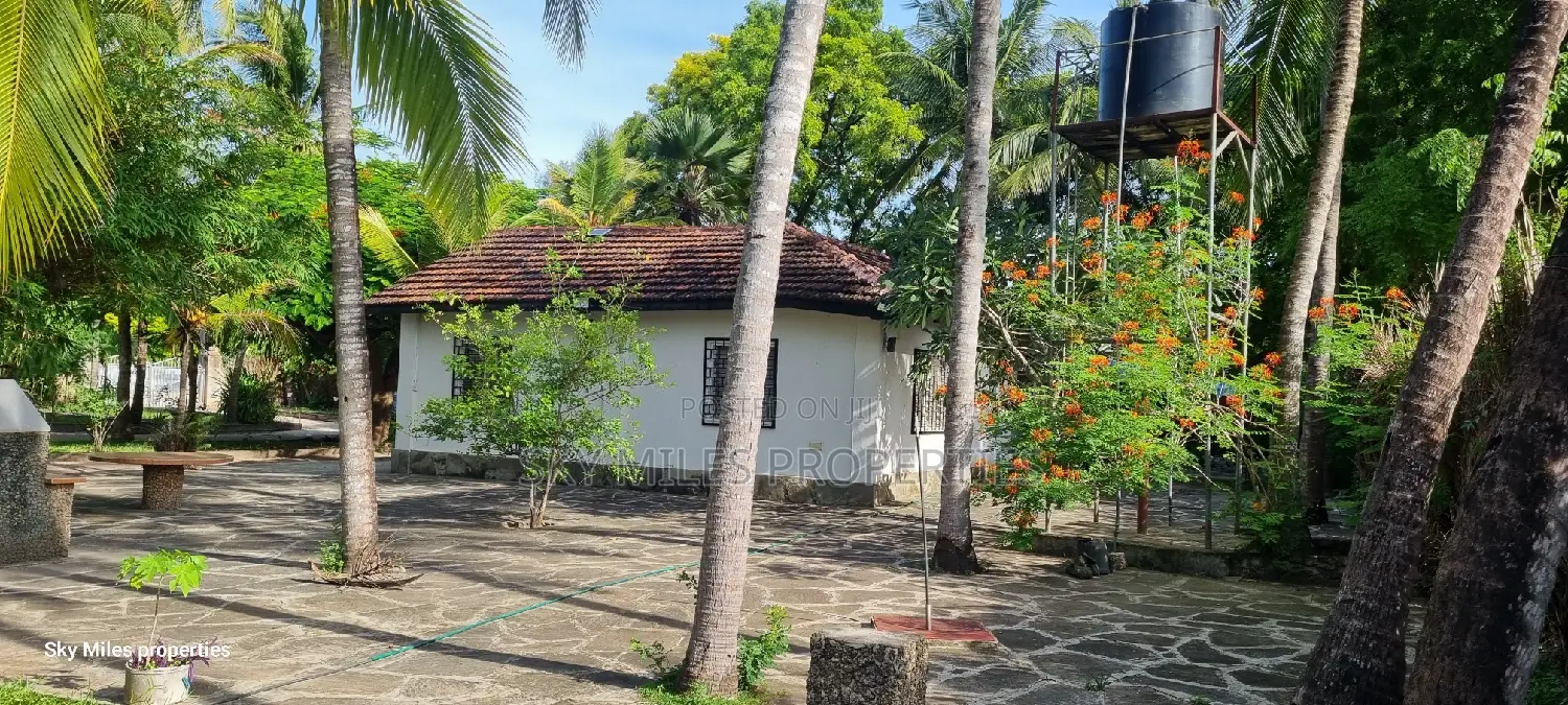 3bdrm Bungalow in Kanamai, Mtwapa for sale