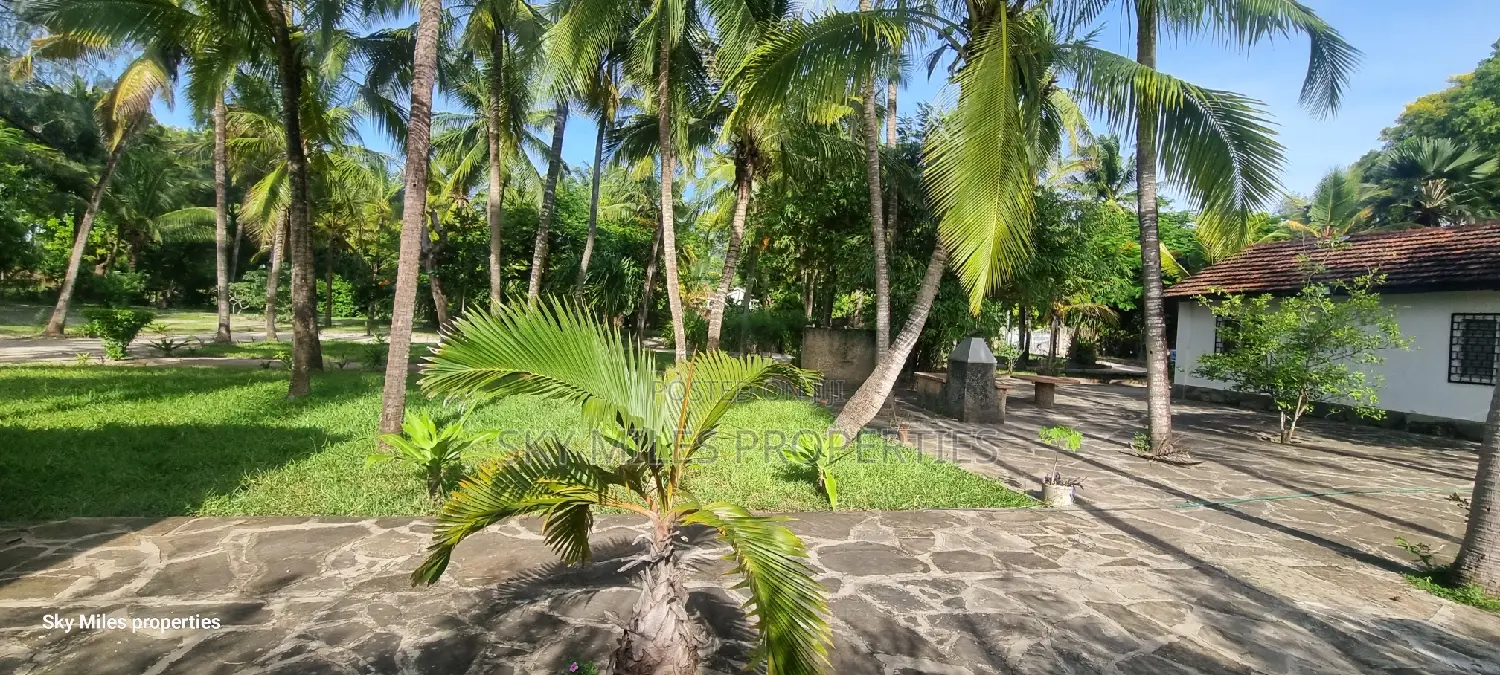 3bdrm Bungalow in Kanamai, Mtwapa for sale
