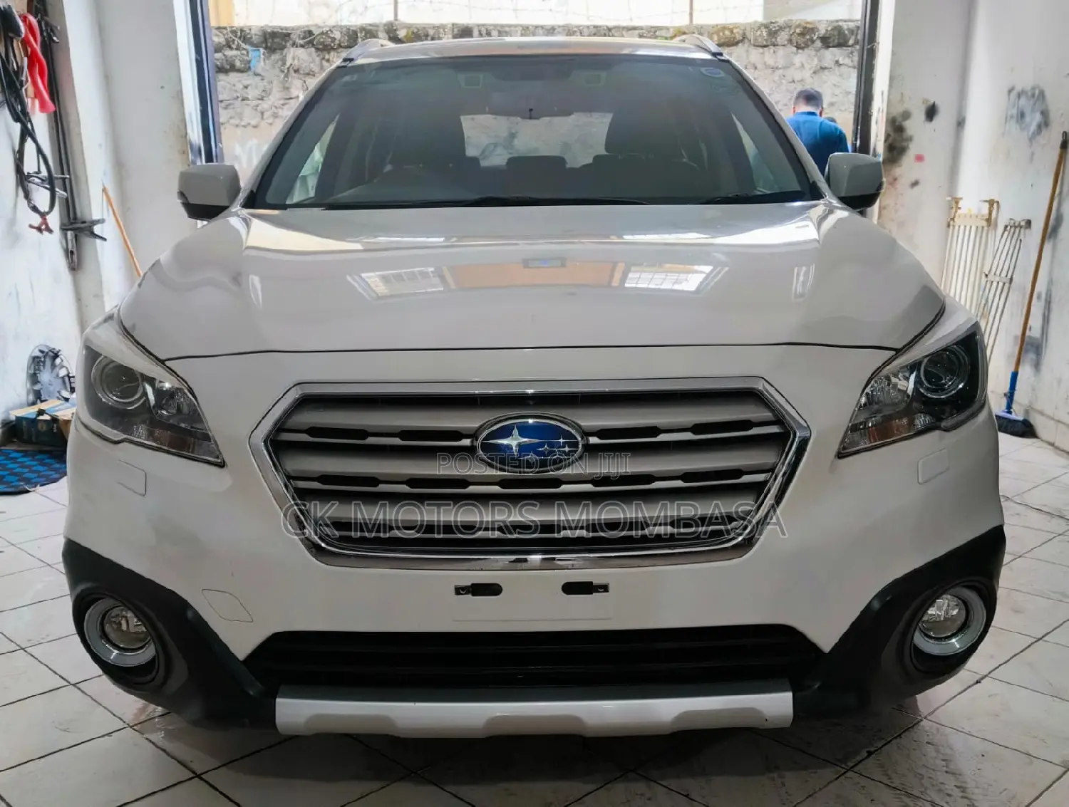 Subaru Outback 2017 White