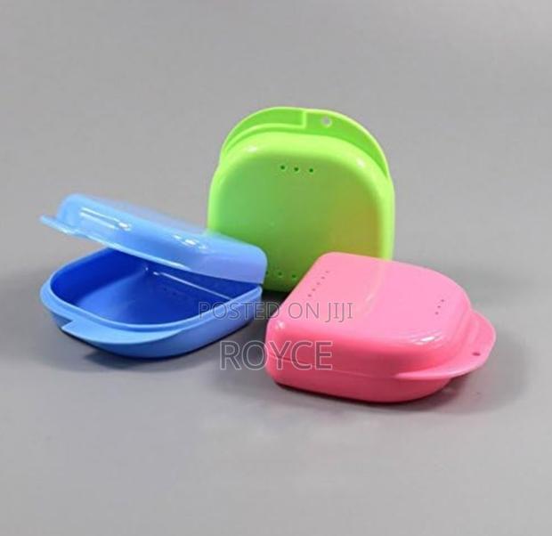 Denture Retainer Box - thumbnail 5