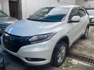 2017 Honda Vezel - White, Compact SUV with Advanced Technology