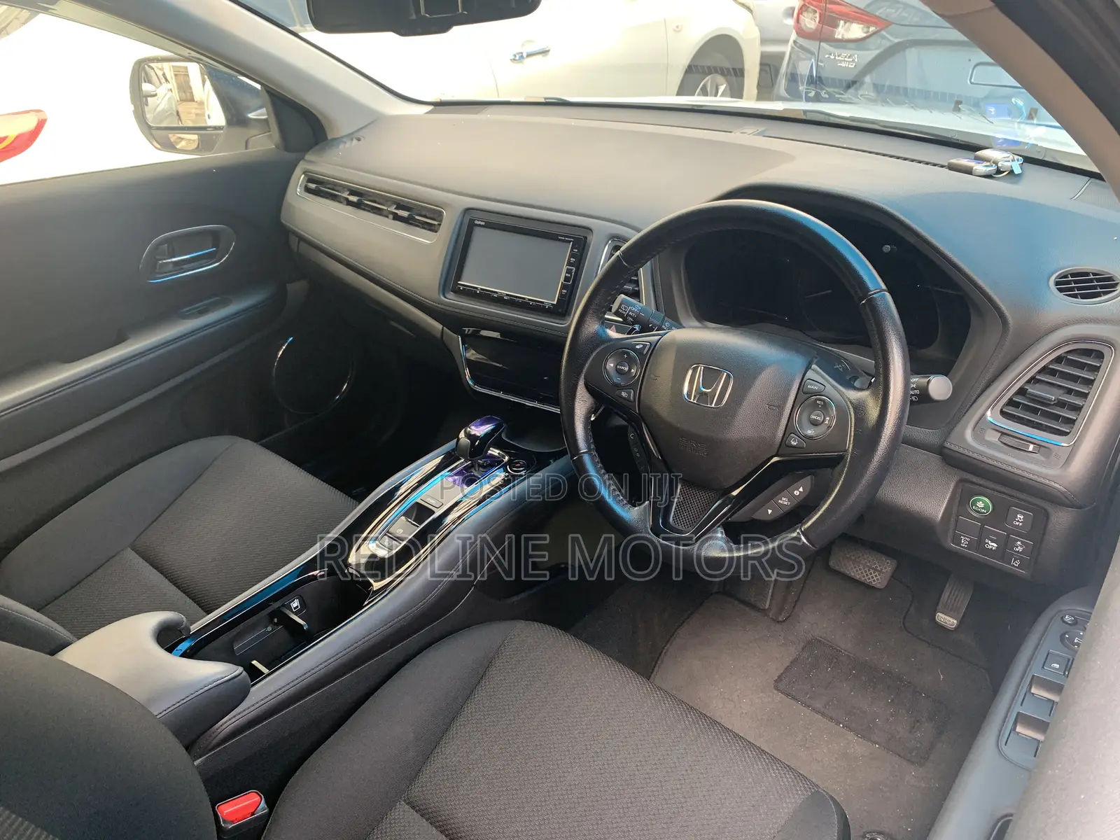 Honda Vezel 2017 White