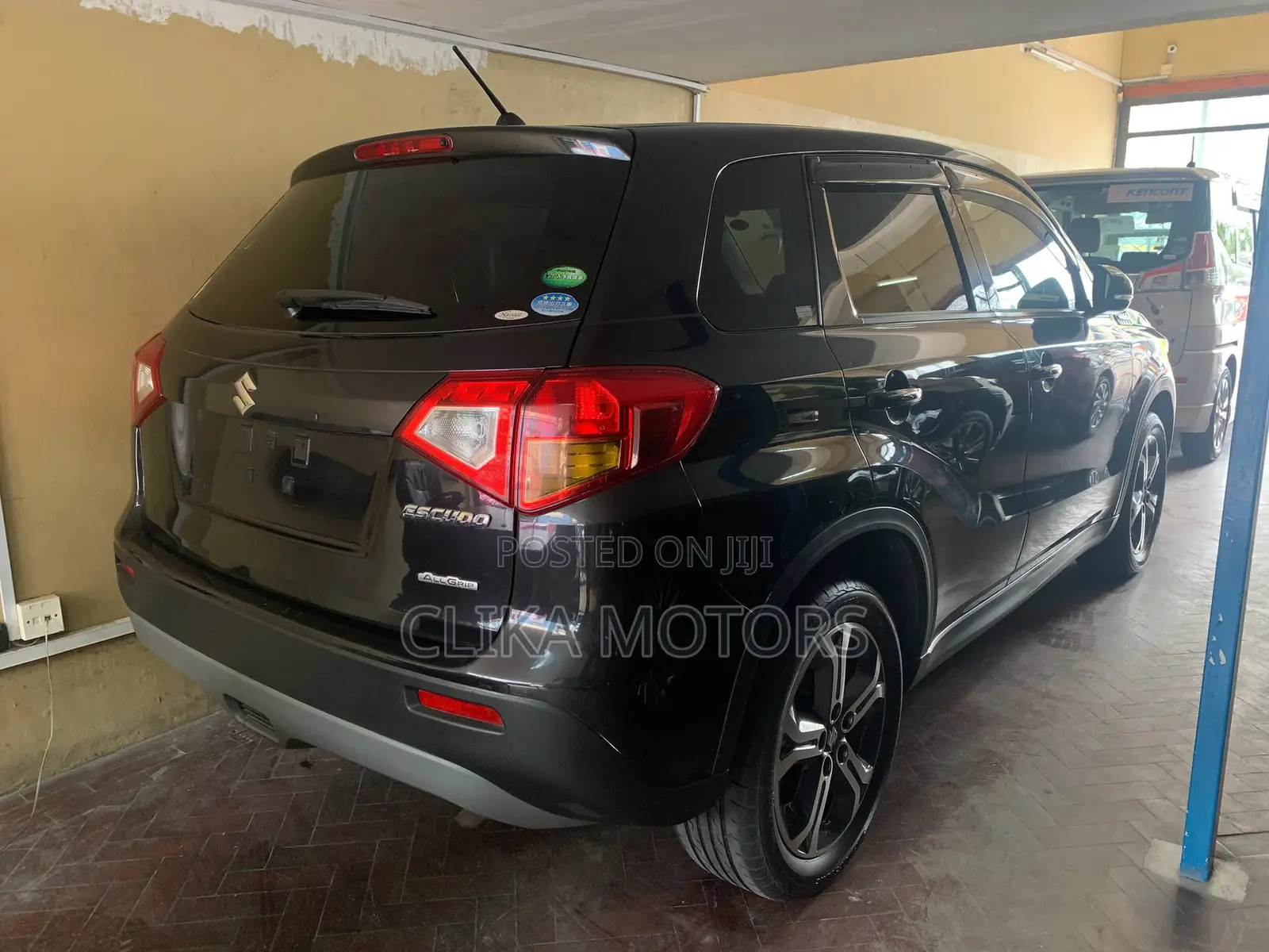 Suzuki Escudo 2016 Black